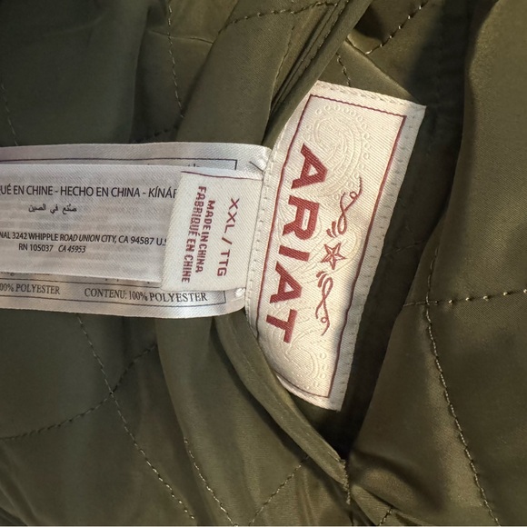 Ariat Quilted Vest in Olive - Picture 4 of 4